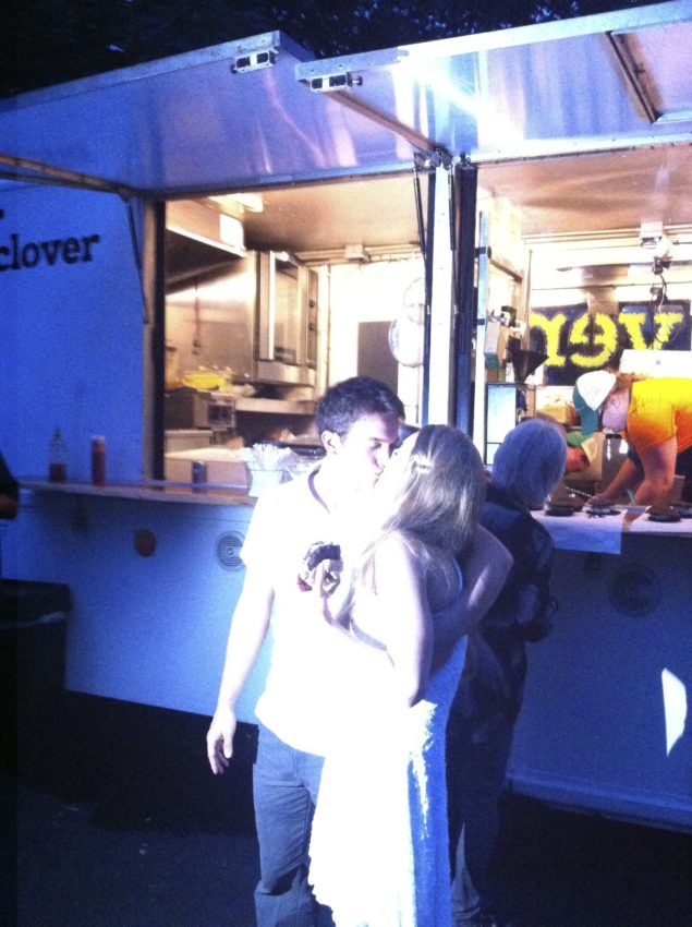 Clover truck presides over marriage of former employee Clover Food Lab